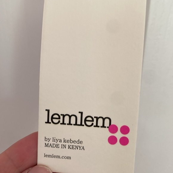 Lem Lem Riban Beach Pouch - Picture 4 of 6